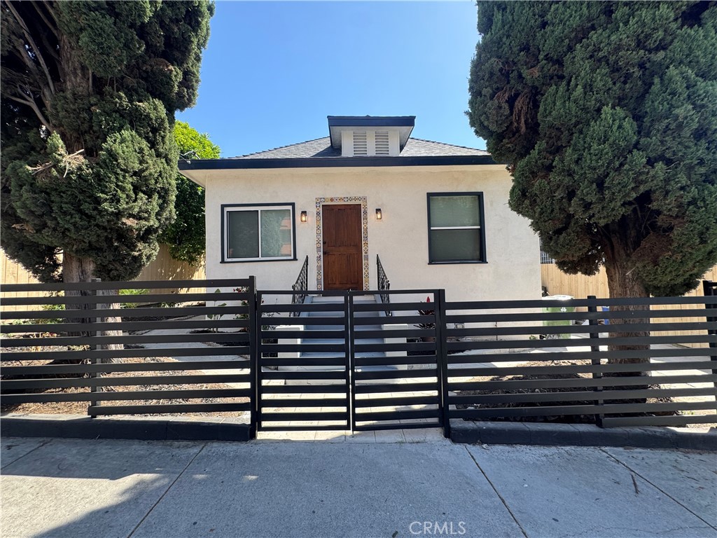 812 Alpine St