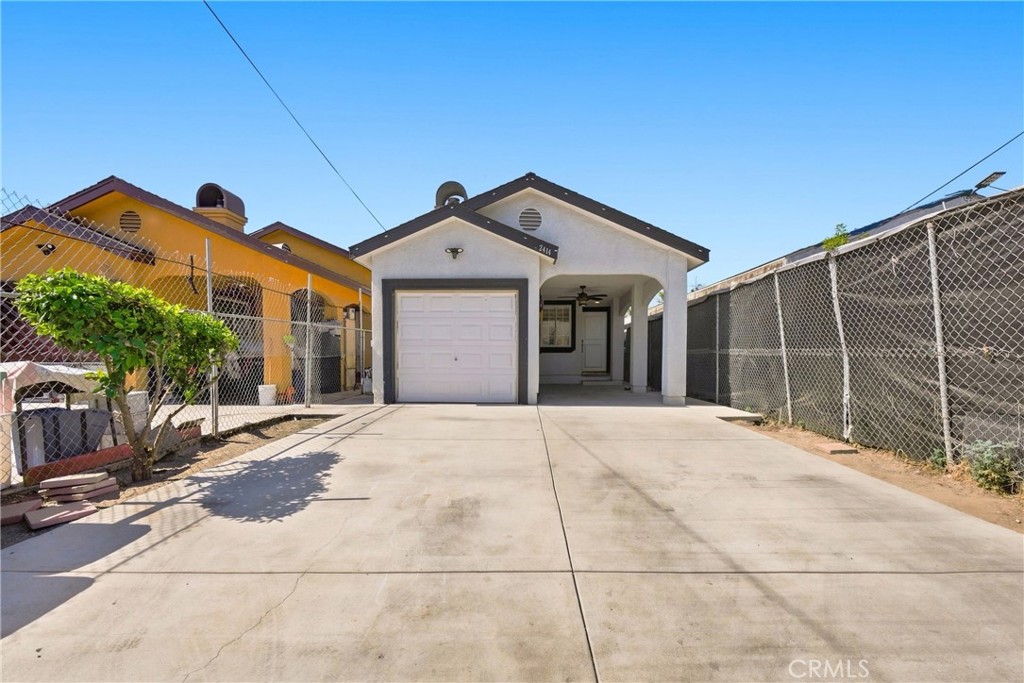 2414 Santa Ana Boulevard