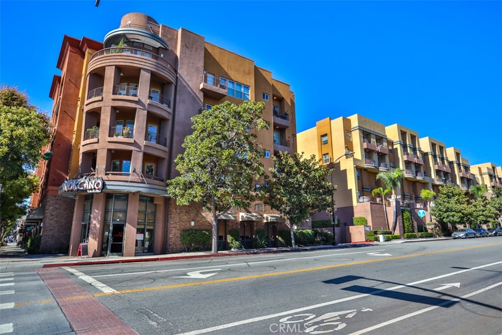 150 San Fernando Boulevard