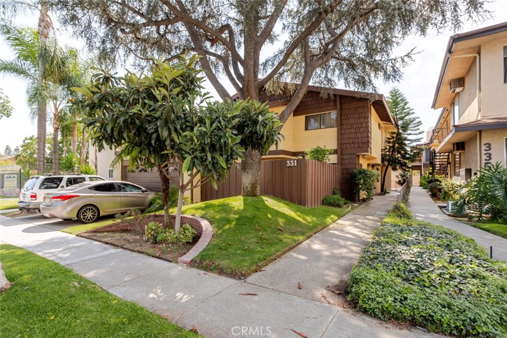 331 Isabel Street