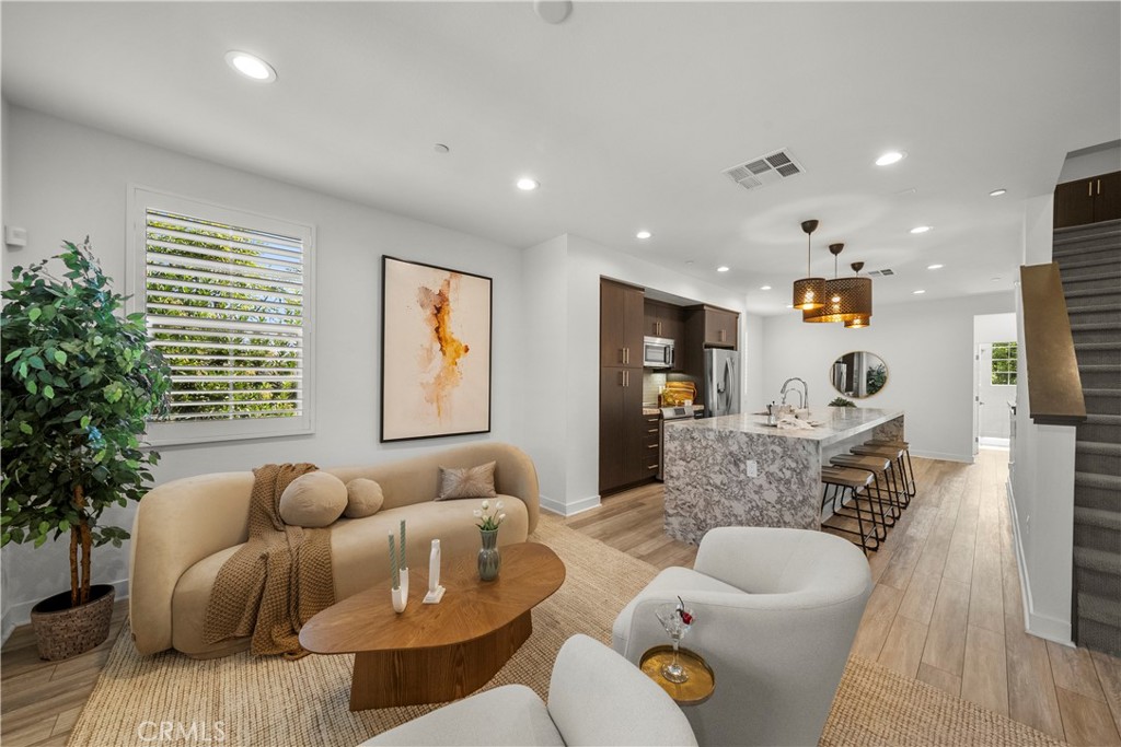 2730 Santa Anita