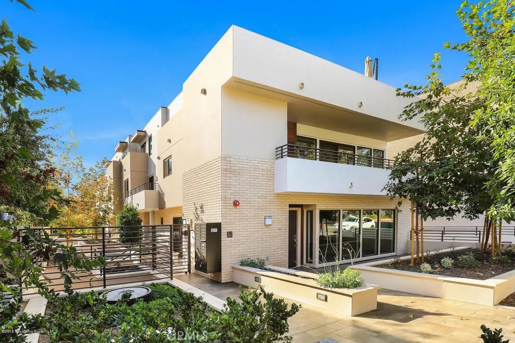 2428 Del Mar