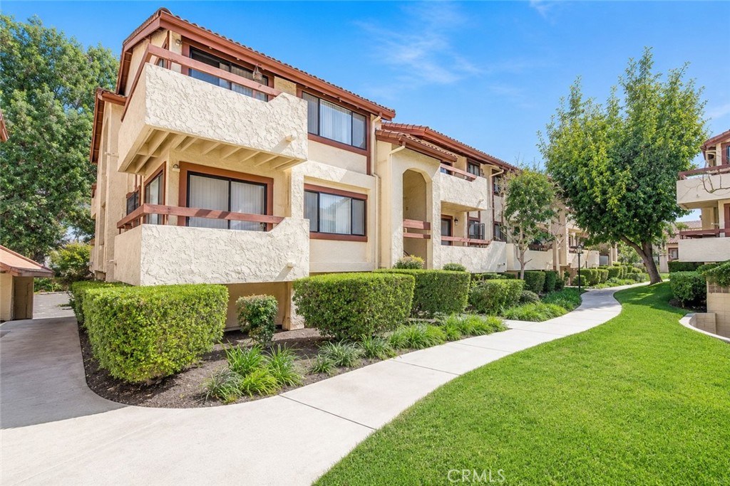 27919 Sarabande Lane