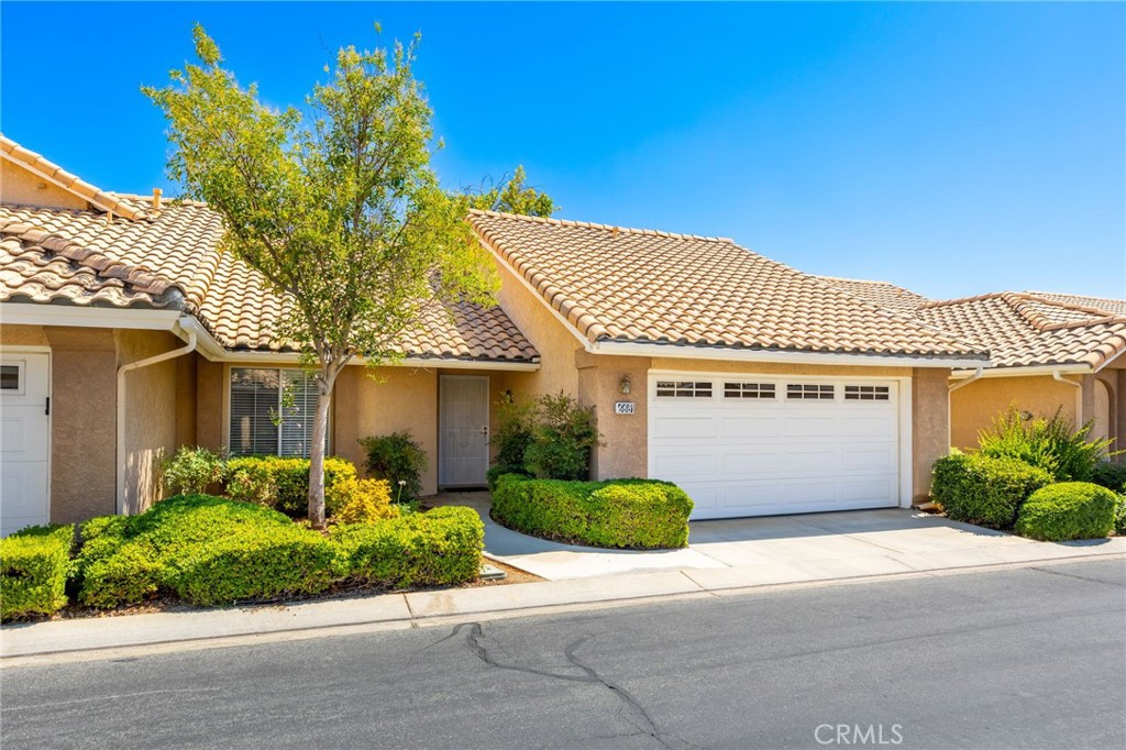 668 La Costa Drive