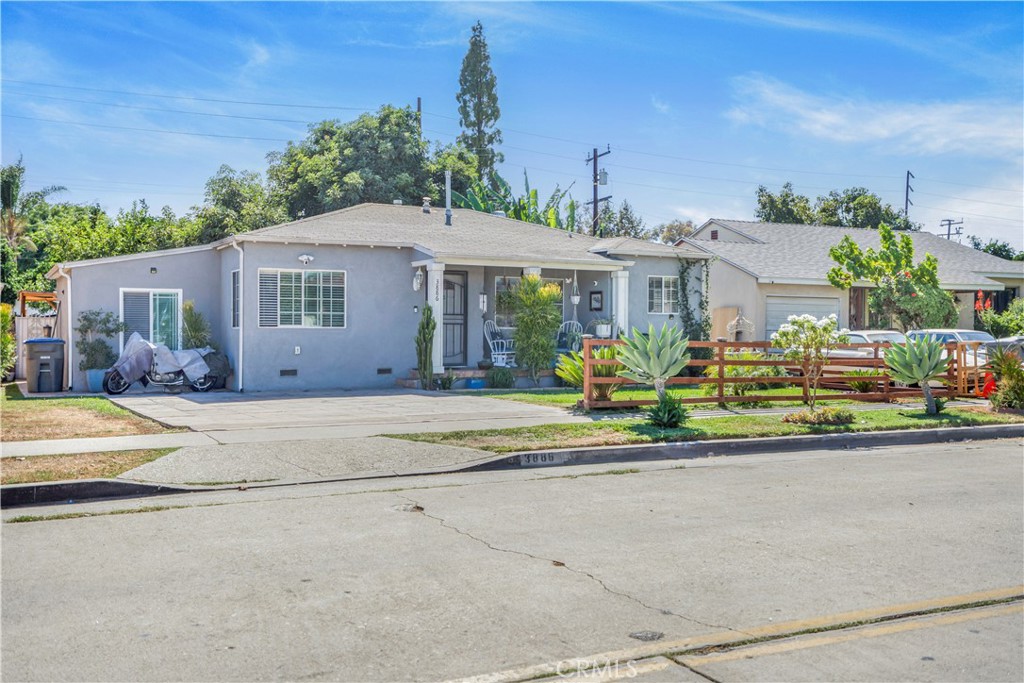 3886 Cortland Street