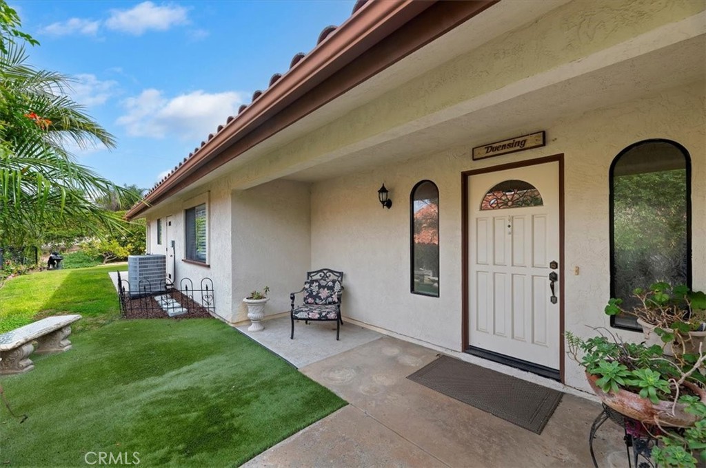 1168 Crescent Ridge