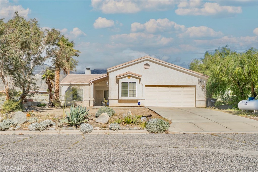 55432 Calico Ave