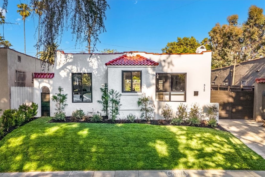 312 Bronson Avenue