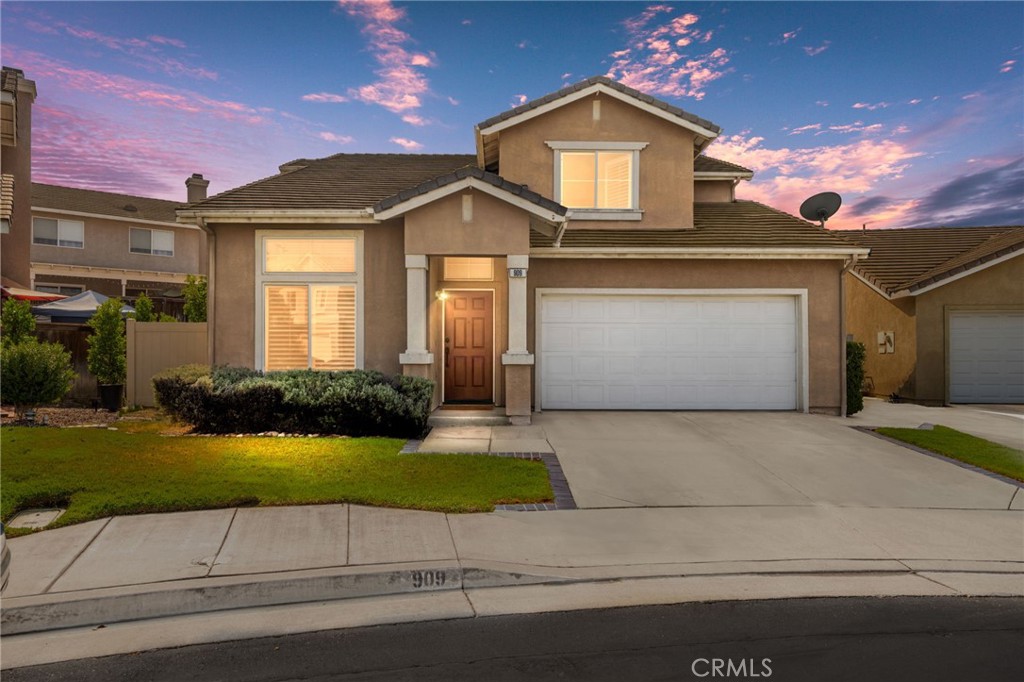 909 Heron Drive