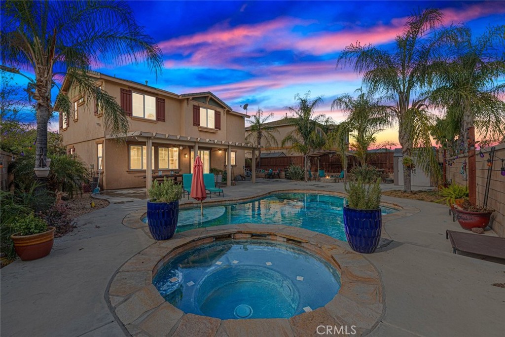 41104 Royal Sunset