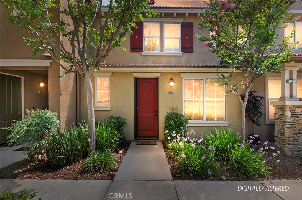 30505 Canyon Hills