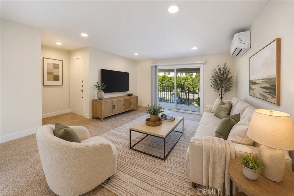 11138 Aqua Vista ST