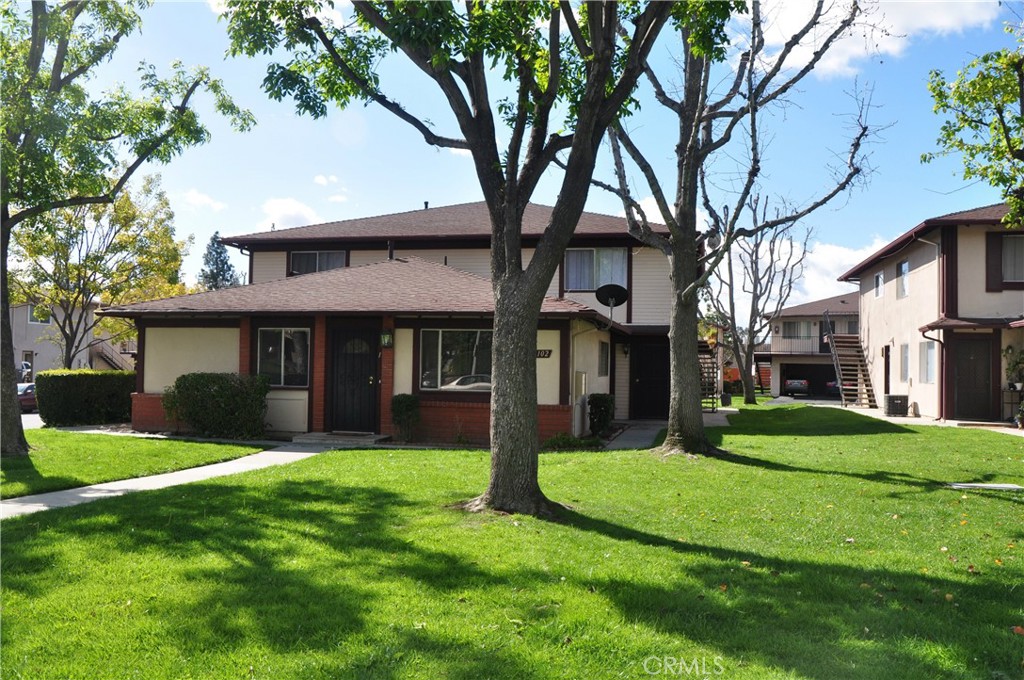 1102 Calle Del Sol