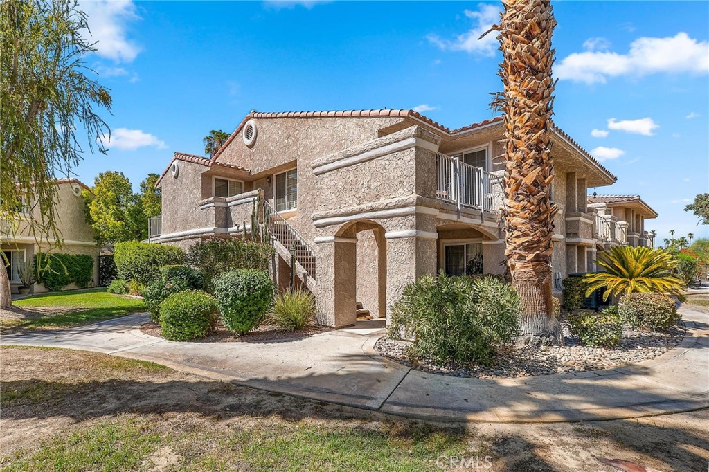 2700 Mesquite
