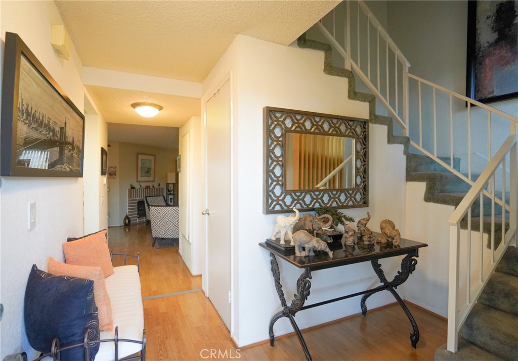 15735 Nordhoff