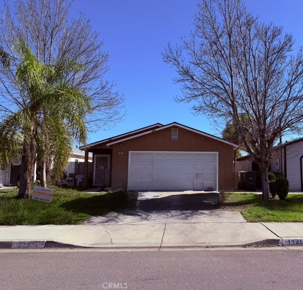 1341 Palisades Street