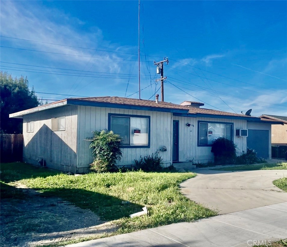 1041 Street Whittier Avenue