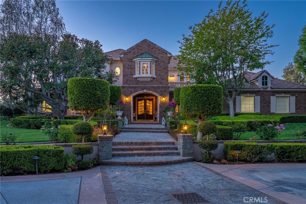6952 Royal Hunt Ridge