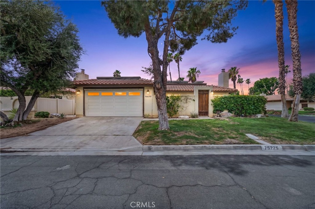 75225 Vista Corona