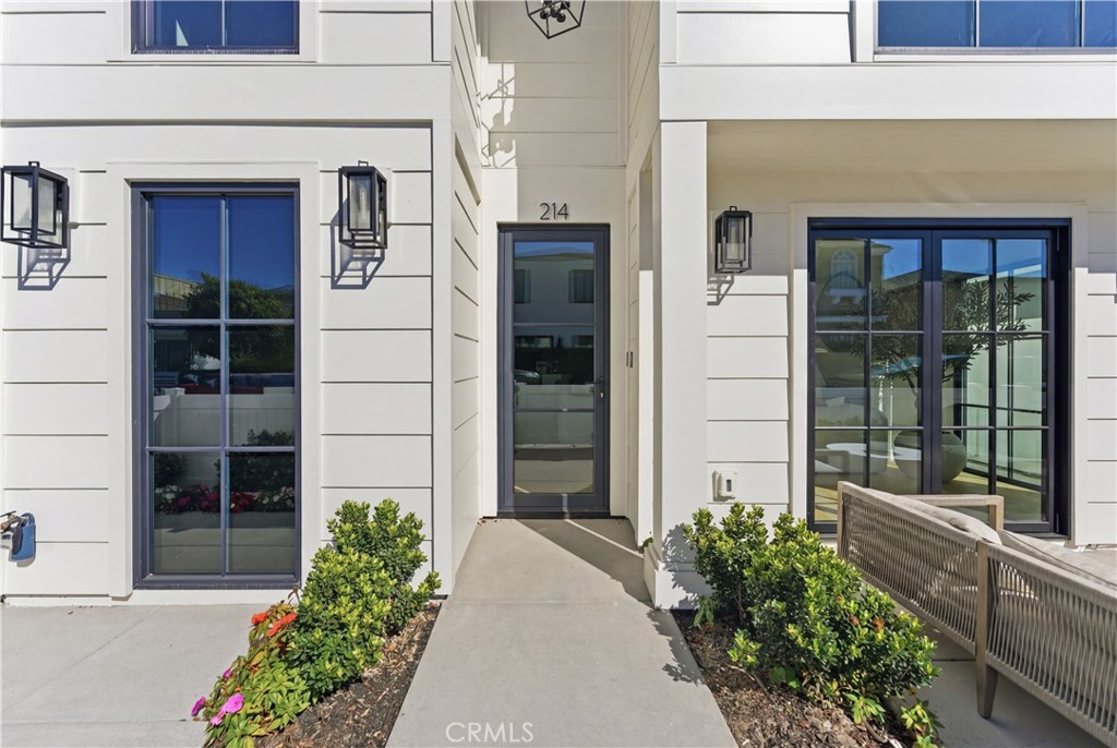 214 Abalone Avenue