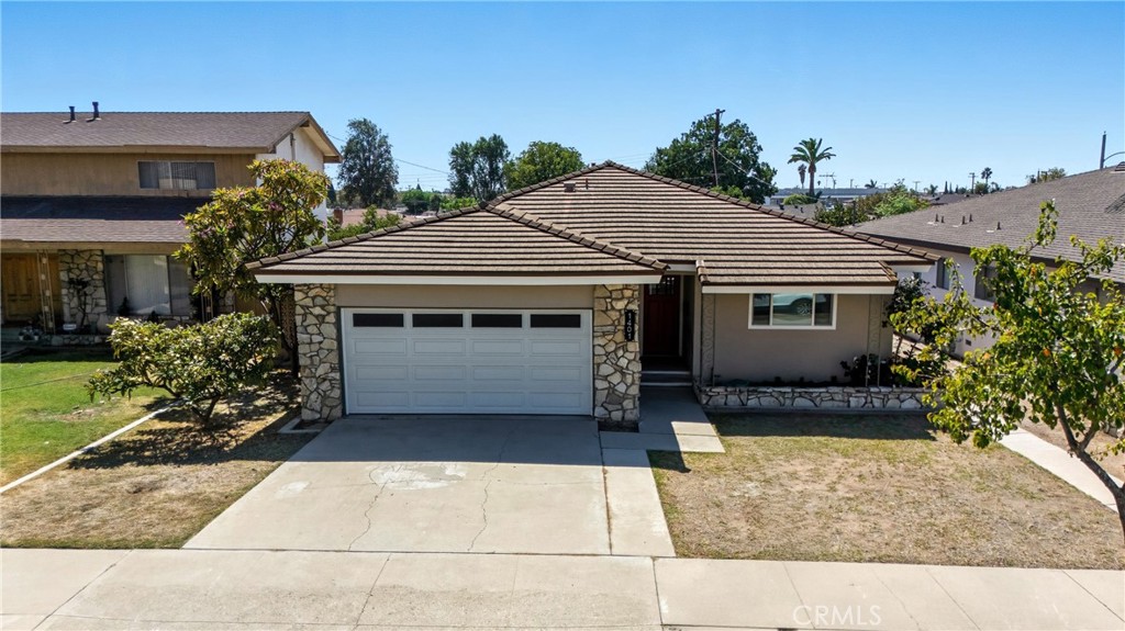 1401 Beverly Terrace