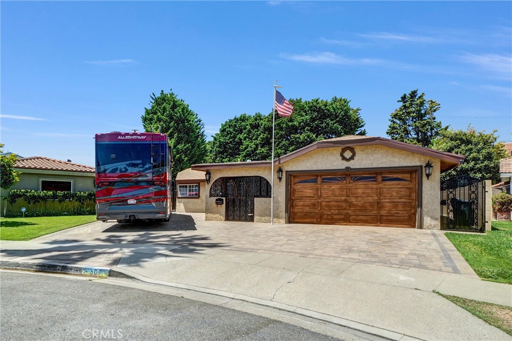 607 Jana Circle
