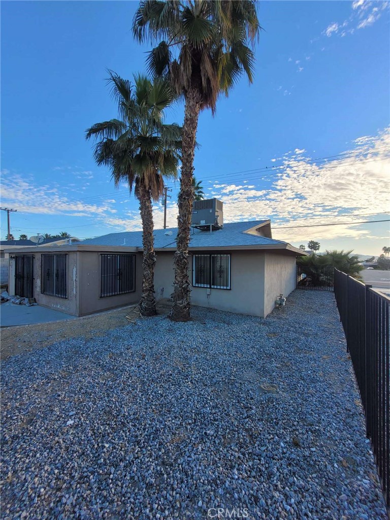 42605 Warner