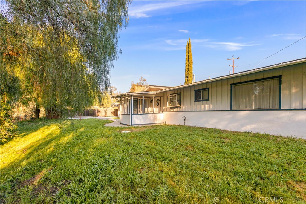 28492 Lilac Road