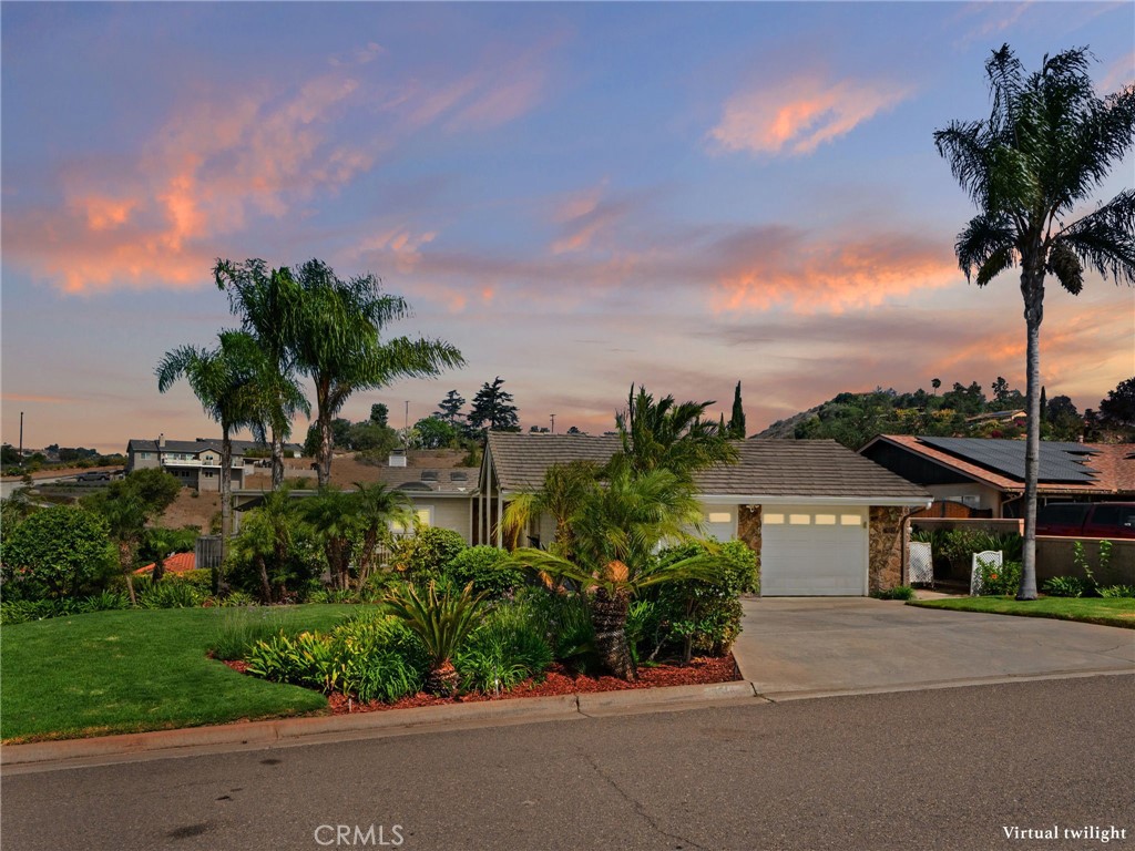 3514 Laketree