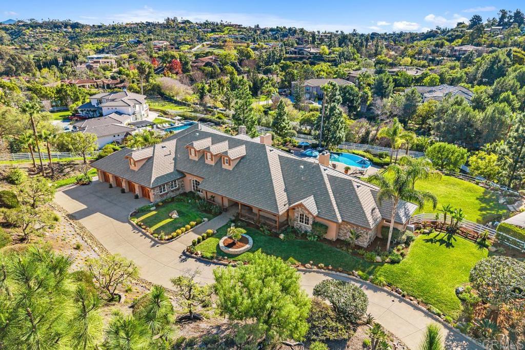 3303 Lilac Summit