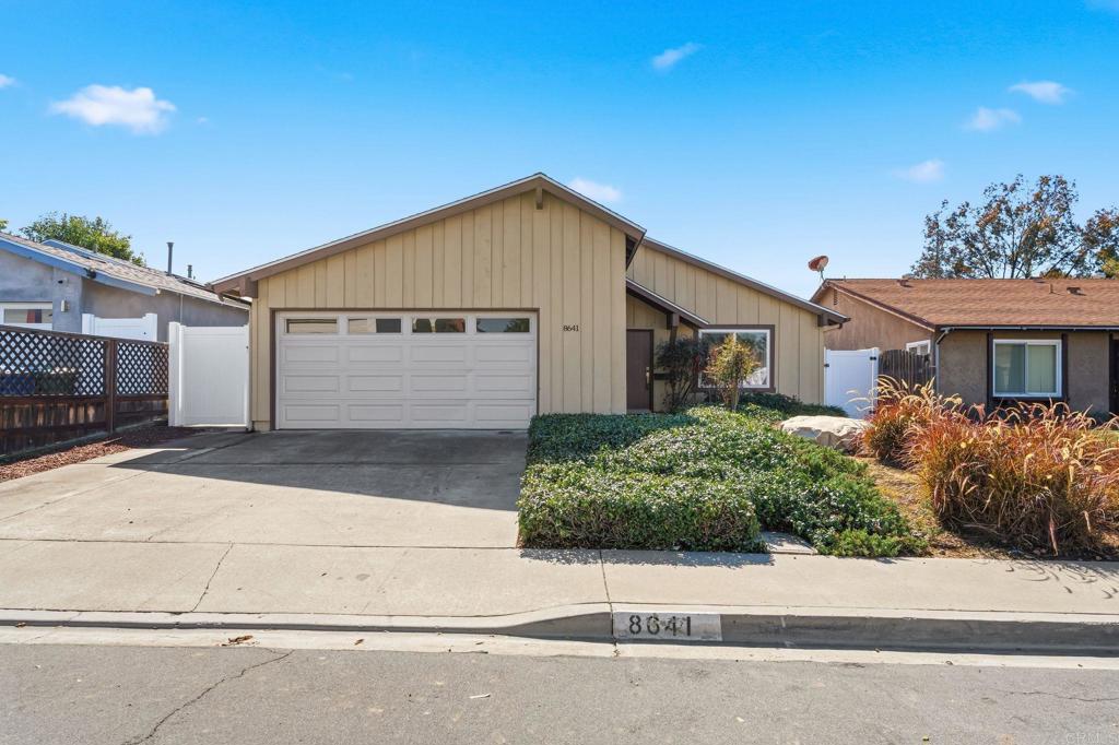8641 Hydra Lane