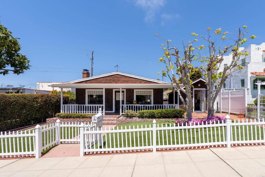 1138 Virginia Way