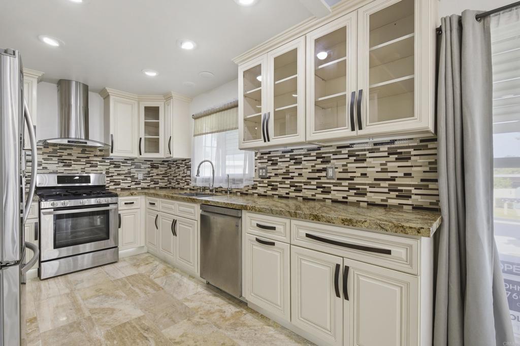 3621 Vista Campana S