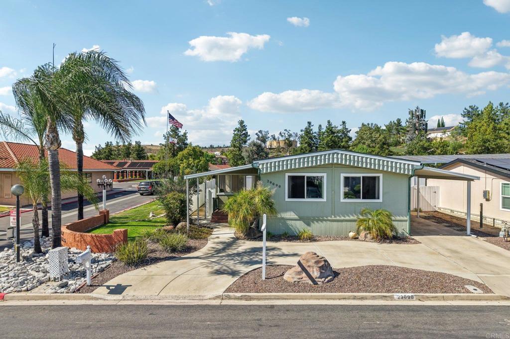 29090 Camino Alba