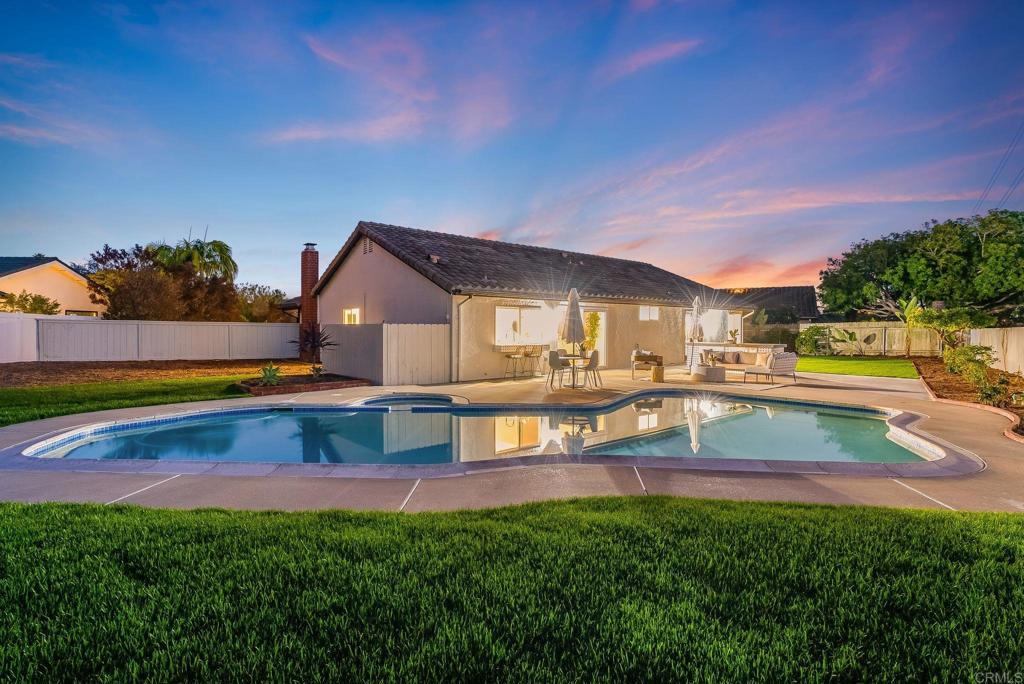 2002 Ladera Court