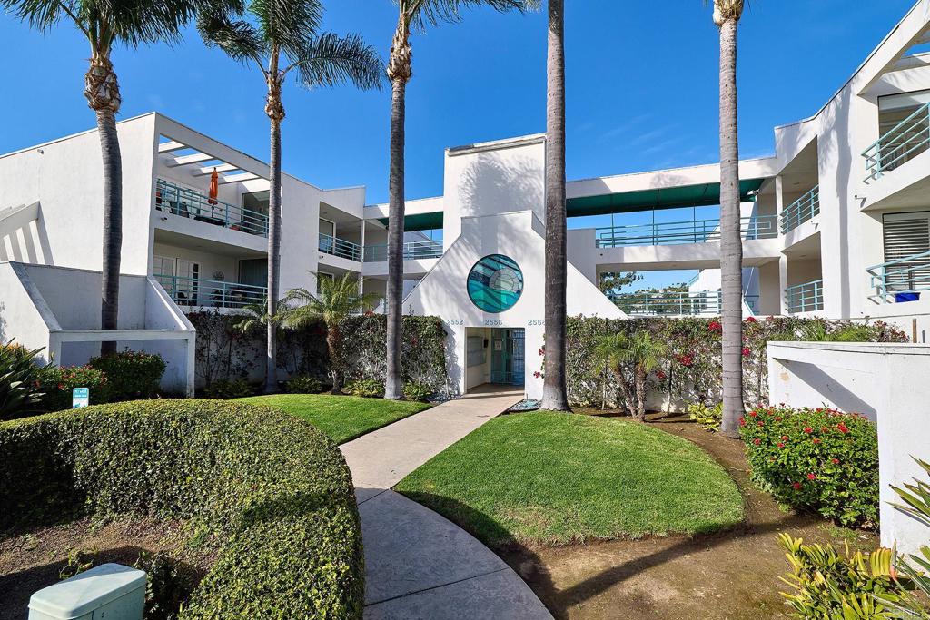 2558 Navarra Drive