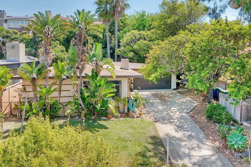 752 Cedros Avenue