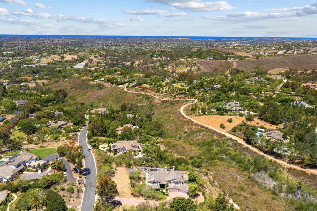 508 Latigo Row