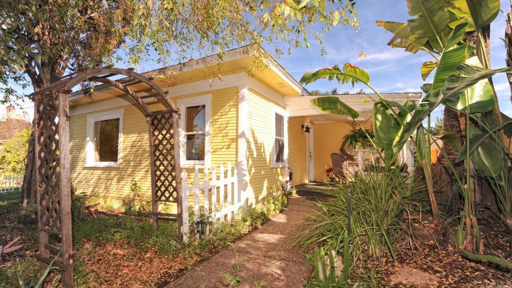 732 Juniper Street