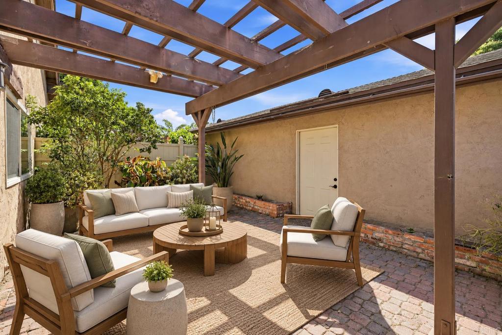 554 Fruit Tree Way