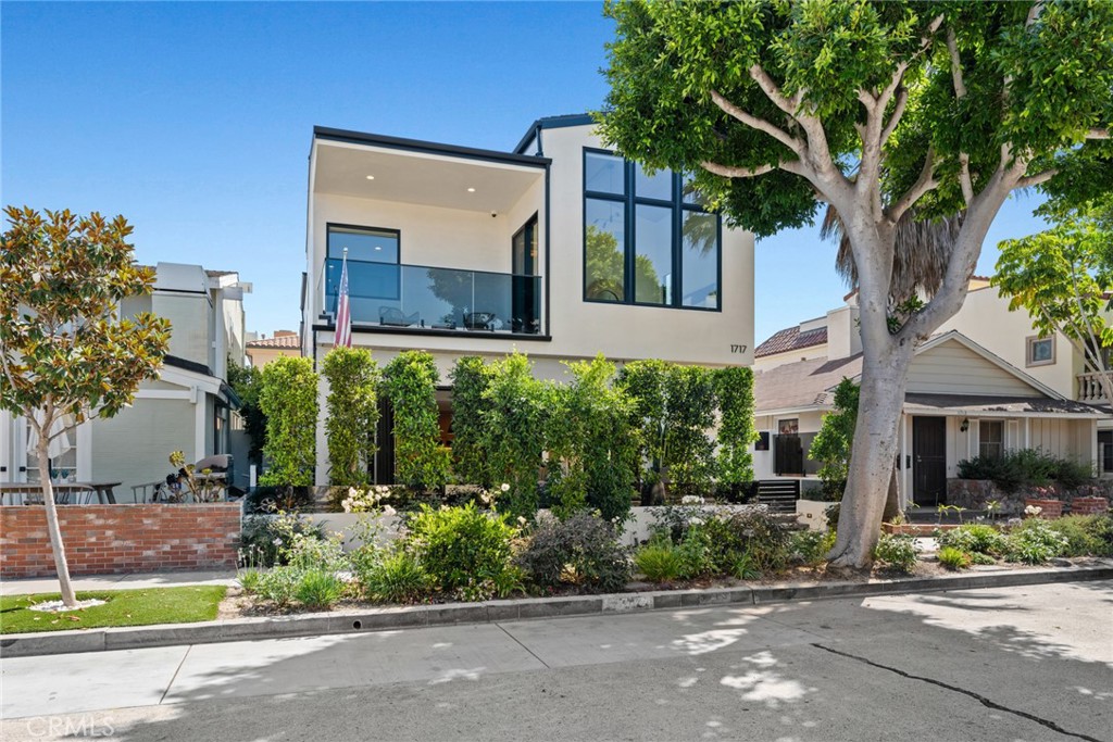 1717 Ocean Boulevard