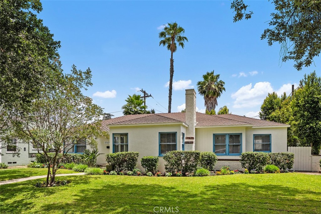 1707 Olive Street
