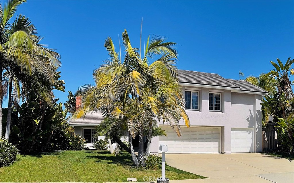 2204 Recodo Court