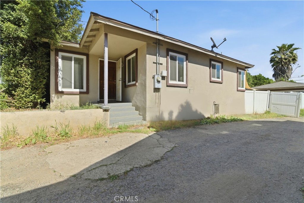 432 Commonwealth