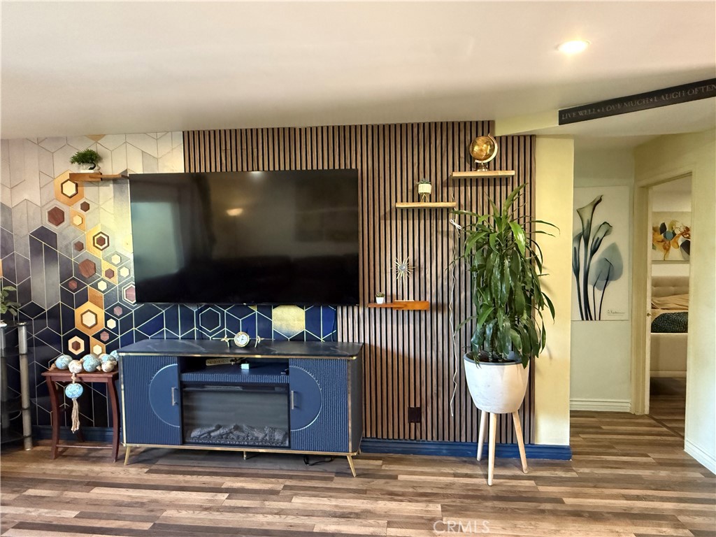730 Eucalyptus