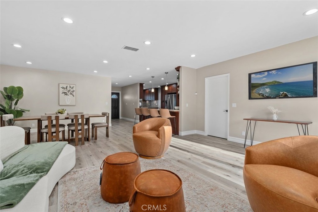 15421 Cedarwood