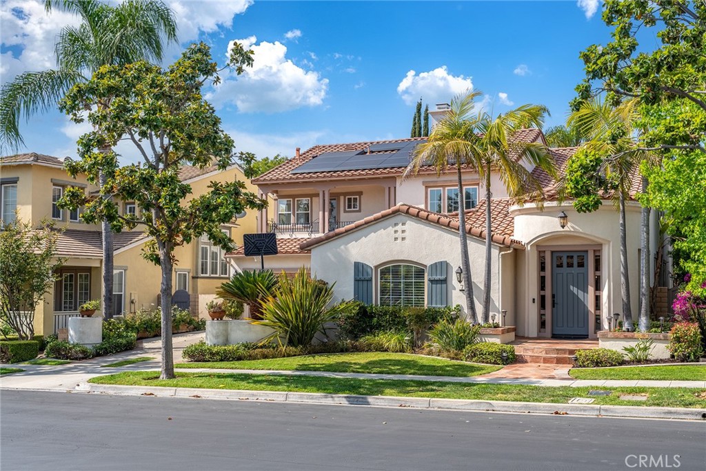 7 Bayleaf Ln