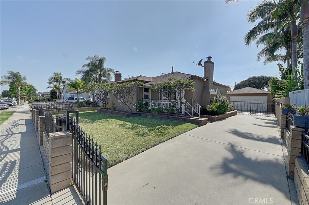 733 Keenan Street