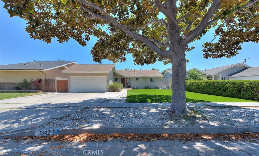 1342 Southgate