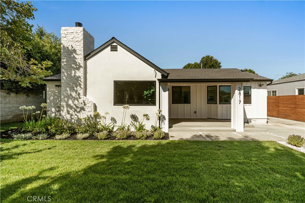 2817 Barrington